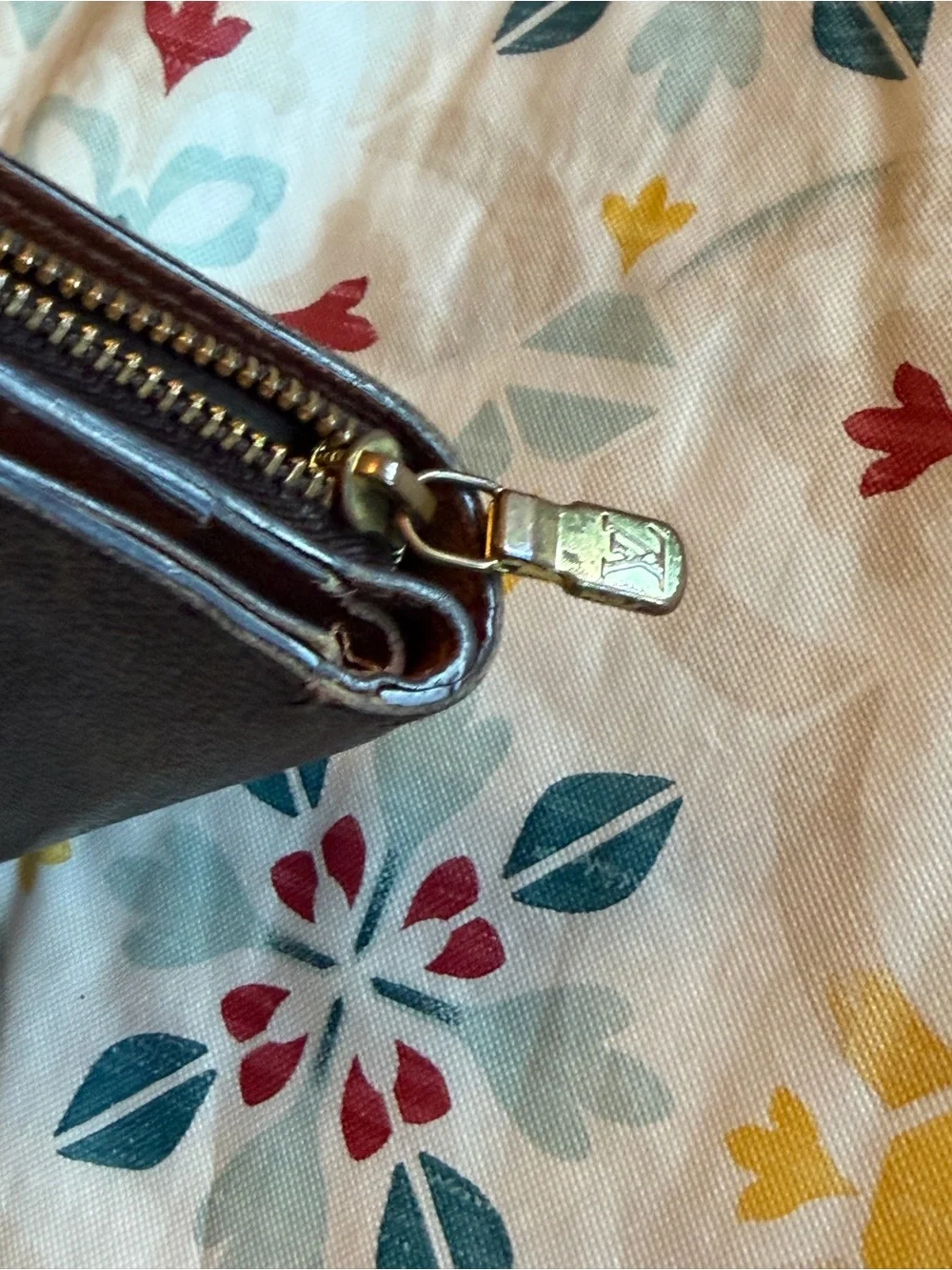💞🌟   LOUIS VUITTON Monogram Men Canvas Zip Compact Wallet